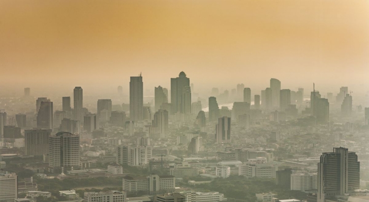 Thailand Bangkok Smog Foto iStock travelview