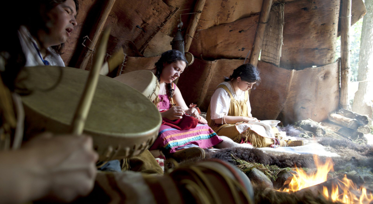 Kanada Ontario Indigenous Fort William Historical Park Thunder Bay Foto Destination Ontario.jpg