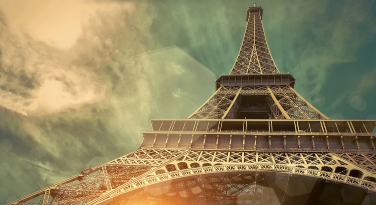 Frankreich Paris Eiffelturm Foto iStock Yuran 78