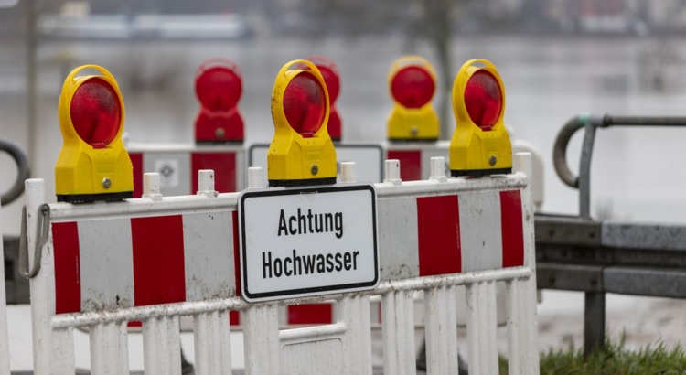 Hochwasser Flut Überschwemmung Foto iStock Thomas Stockhausen