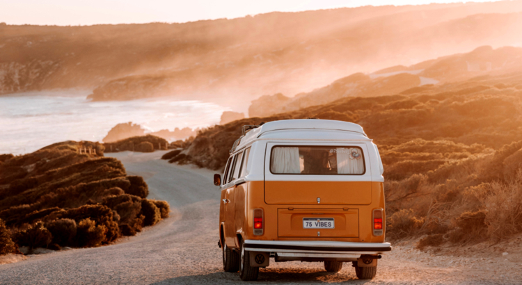 Australien Südaustralien Roadtrip VW-Bus Foto SATC Jordan McArthur Mattea Carson.jpg