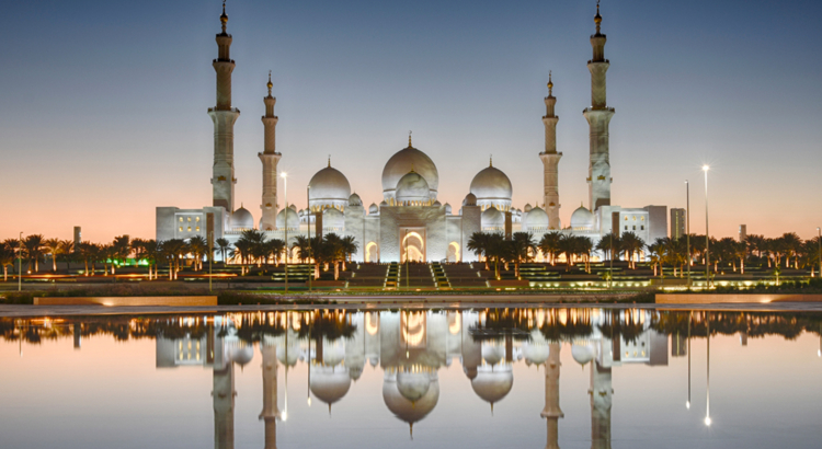 Abu Dhabi Scheich Zayed Moschee iStock Mohd Abdul Basir.jpg