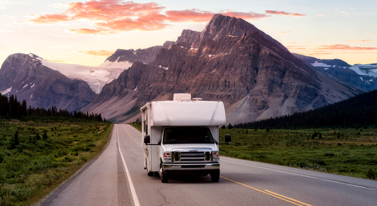 Kanada Rocky Mountains Wohnmobil iStock edb3_16.jpg
