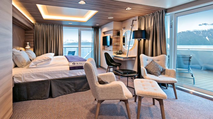 HX Expedition-Suite-MS-Roald-Amundsen-HGR-137435-+Foto_Agurtxane_Concellon_RGB_72dpi.JPG