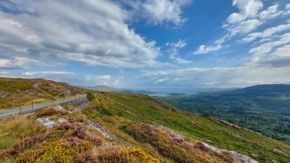Irland Ring of Kerry Straßenansicht Tourism Ireland/Weigl