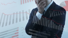 Wirtschaft Abwärts Trend Rezession Sorge Foto iStock Tadamichi